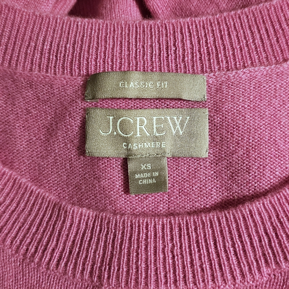 J. Crew Cashmere Classic Fit Crewneck Sweater in Violet Fuchsia Size XS - Picture 3 of 3
